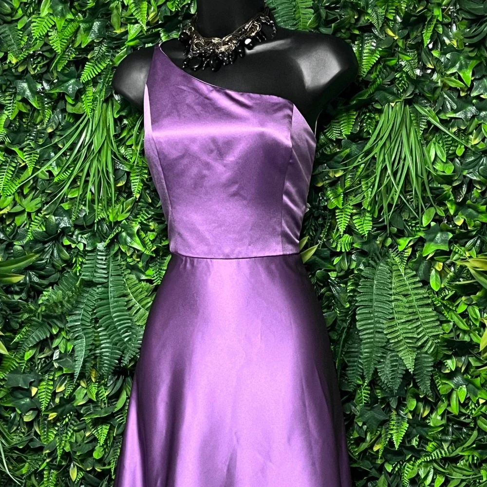 DB Studio Dress Size 10 Purple One Shoulder Satin A-Line Formal Gown 4115 - Picture 6 of 8